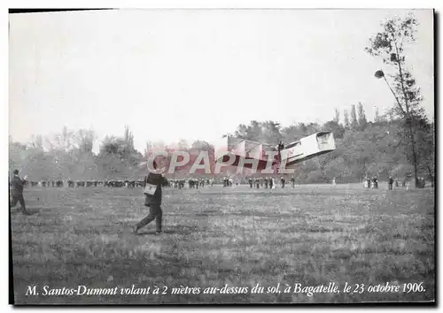 REPRO M Santos Dumont volant a 2 metres au-dessus du sol a Bagatelle