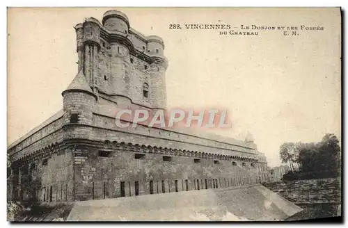Cartes postales Vincennes La Donjon Et Les Fosses Du Chateau