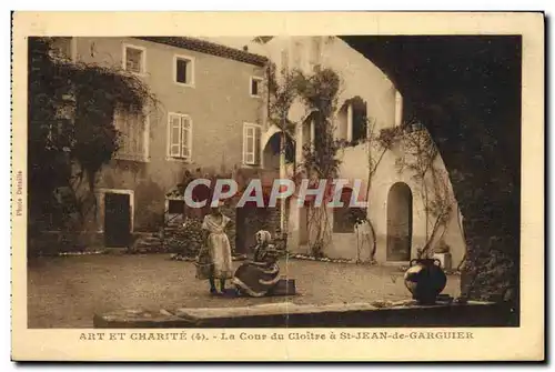 Ansichtskarte AK Art Et Charite La Cour Du Cloitre St Jean De Garguier