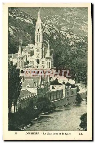 Cartes postales Lourdes La Basilique Et Le Gave