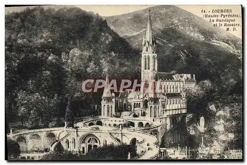 Cartes postales Lourdes La Basilique Et Le Rosaire