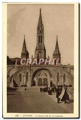 Cartes postales Lourdes La Basilique Et Le Rosaire