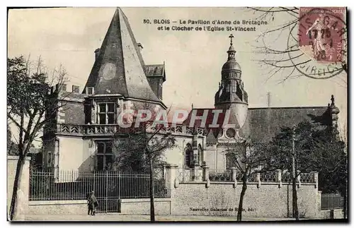 Ansichtskarte AK Chateau de Blois La Pavillon d&#39Anne De Bretagne et le clocher de l&#39eglise St Vincent