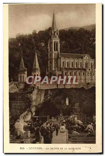 Cartes postales Lourdes La Grotte Et La Basilique