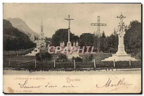 Cartes postales Lourdes L&#39esplanade et la basilique