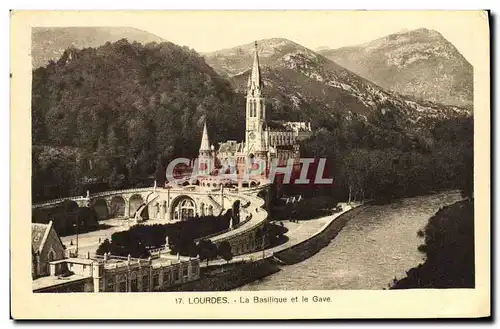 Cartes postales Lourdes La Basilique et le Gave