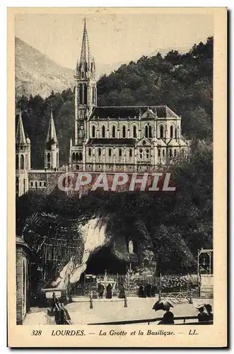 Cartes postales Lourdes La Grotte et la Basilique