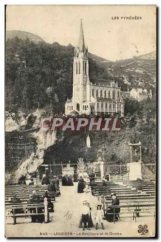 Cartes postales Lourdes La Basilique et la Grotte