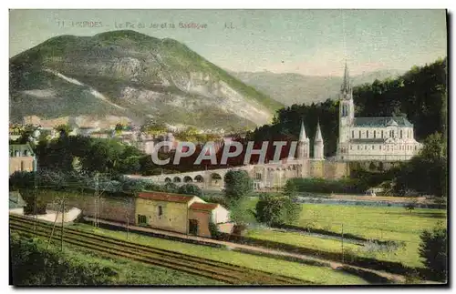 Cartes postales Lourdes Le Pic du Jer et la Basilique