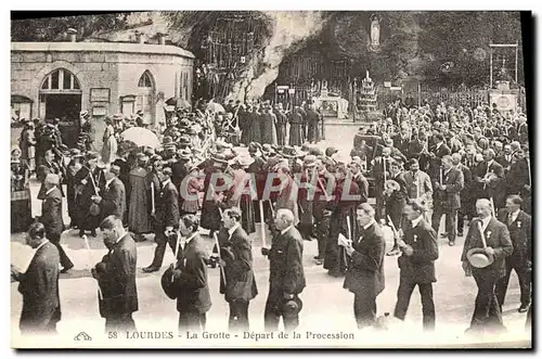 Cartes postales Lourdes La Grotte Depart de la Procession