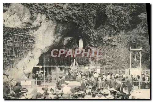 Cartes postales Lourdes La grotte