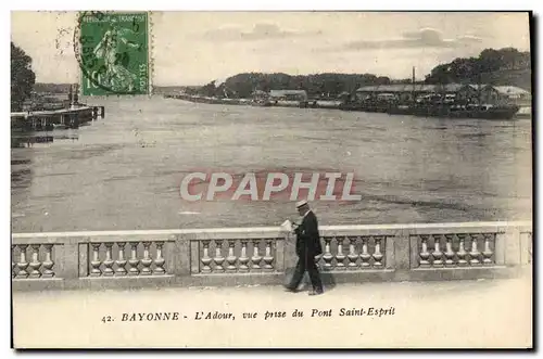 Cartes postales Bayonne L&#39Adour vue prise du Pont Saint Esprit Bateaux