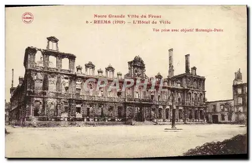 Cartes postales Reims L&#39Hotel de Ville Militaria