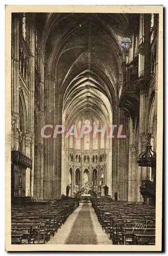 Cartes postales Chartres Interieur de la cathedrale La Nef et le Choeur