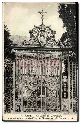 Cartes postales Sens La Grille De l'Archeveche Avec Les Armes Cardinaliers De Monseigneur De Luynes