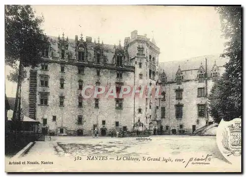 Ansichtskarte AK Nantes Le Chateau Le Grand Logis Cour