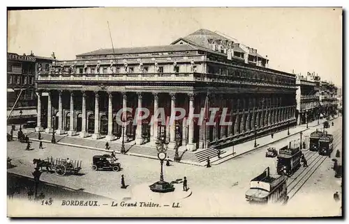 Ansichtskarte AK Bordeaux Le Grand Theatre Tramway