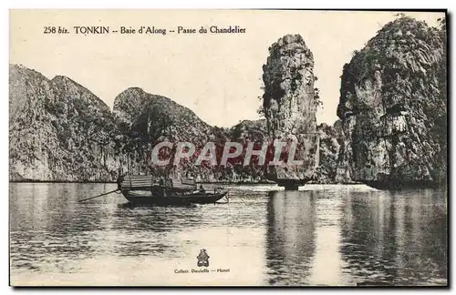 Cartes postales Tonkin Baie d&#39Along Passe Du Chandelier Vietnam
