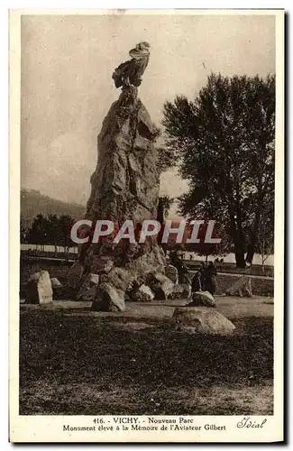 Ansichtskarte AK Vichy Nouveau Parc Monument eleve a la Memoire de l&#39aviateur Gilbert