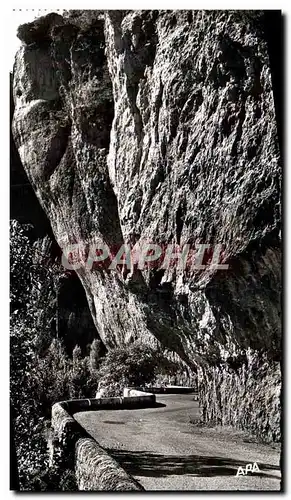 Cartes postales moderne En Parcourant les Gorges du Tarn Le Cirque des Baumes L&#39encorbeillement