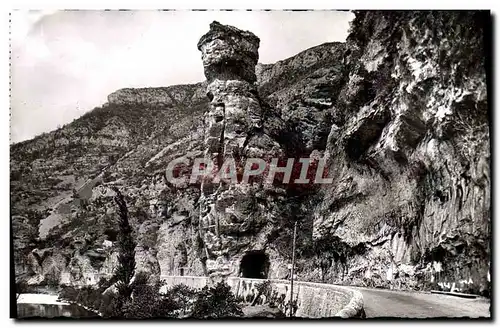 Cartes postales moderne En Parcourant les Gorges du Tarn Pougnadoires La Tour Eiffel