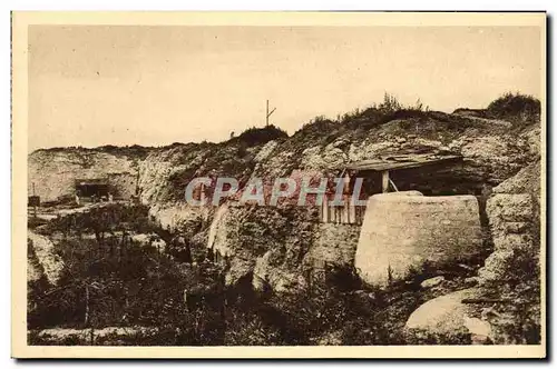 Ansichtskarte AK Fort de Douaumont Poste de Mitrailleuses contre avions Militaria