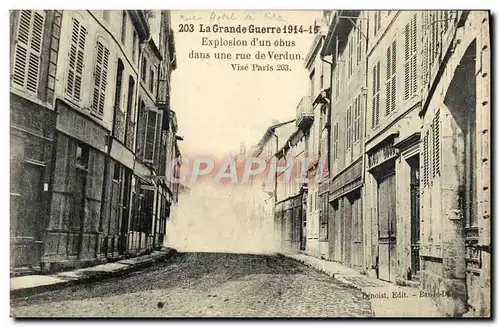 Cartes postales La Grande Guerre Explosion d'un obus dans une rue de Verdun Militaria