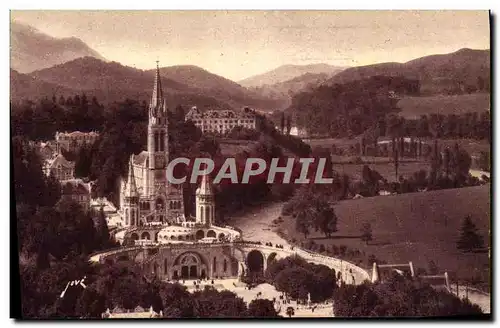 Cartes postales Lourdes La Basilique