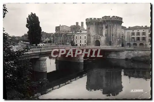 Cartes postales moderne Verdun Le Pont et la Porte chaussee