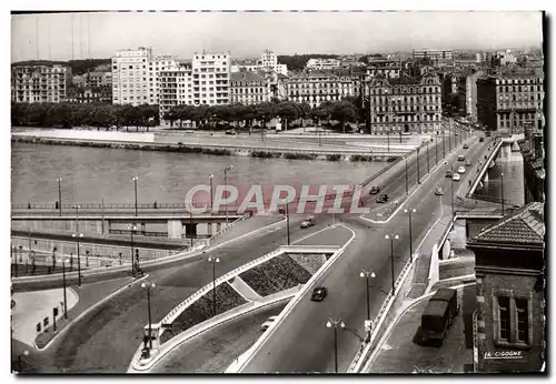 Cartes postales moderne Lyon Sorte Du Tunnel Le Pont De Lattre De Tassigny