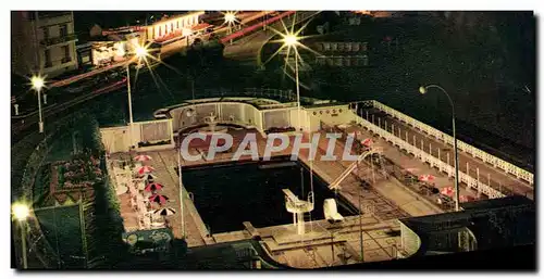 Cartes postales moderne Les Sables D'Olonne La Piscine Et Le Remblai La Nuit