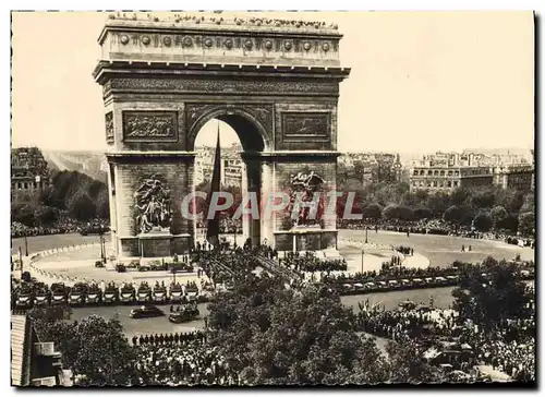 Cartes postales moderne Liberation De Paris Visite du General de Gaulle a l&#39Arc de Triomphe Militaria