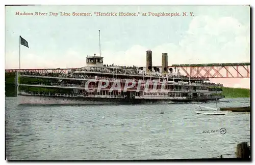 Cartes postales Hudson River Day Line Steamer Hendrick Hudson at Poughkeepsie Bateau