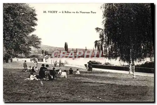 Cartes postales Vichy L&#39Allier vu du Nouveau Parc