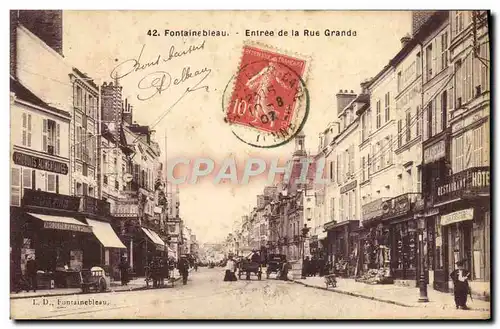 Cartes postales Fontainebleau Entree De La Rue Grande