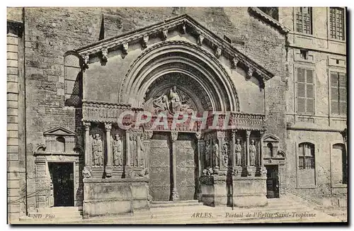 Ansichtskarte AK Arles Portail De l&#39Eglise Saint Trophime