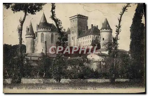 Cartes postales Env d'Angouleme Larochefoucauld Le Chateau