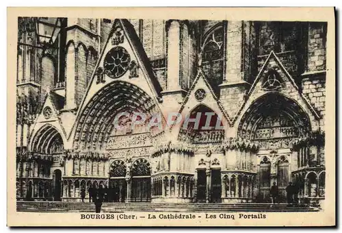 Ansichtskarte AK Bourges La Cathedrale Les Cinq Portails