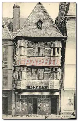 Cartes postales Lannion Vieille Maison Place du Centre Chapellerie