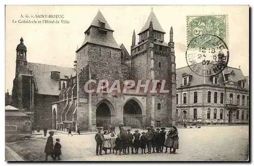 Cartes postales Saint Brieuc La Cathedrale Et l'Hotel De Ville Enfants
