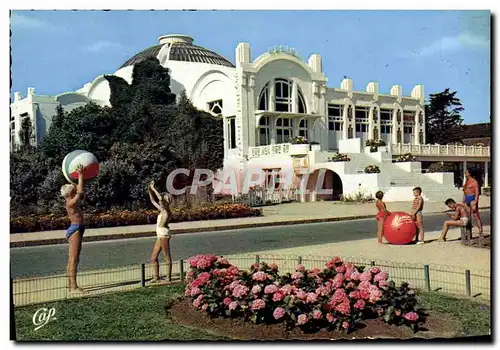 Cartes postales moderne Perros Guirec La Plage De Trestraou Le Casino