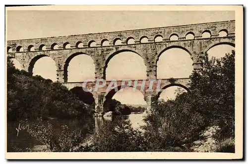 Ansichtskarte AK La Douce France Nimes Le Pont Du Gard