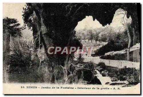 Cartes postales Nimes Jardin De la Fontaine Interieur De La Grotte