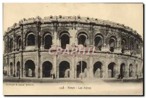 Cartes postales Nimes Les Arenes