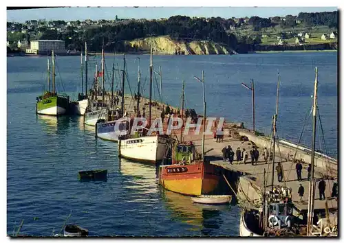 Cartes postales moderne Crozon Morgat Bateaux de Peche dans le Port Bateaux