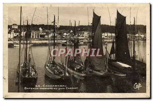 Cartes postales Concarneau Bateaux Thoniers au Quai Carnot Bateaux