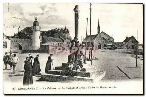 Ansichtskarte AK Concarneau La Calvaire La Chapelle St Croix et Abri du Marin Enfants Folklore