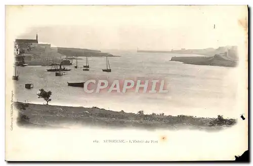 Cartes postales Audierne L'entree du Port