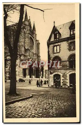 Ansichtskarte AK La Douce France Chartres L&#39Ancienne Poste Et Le Portail sud