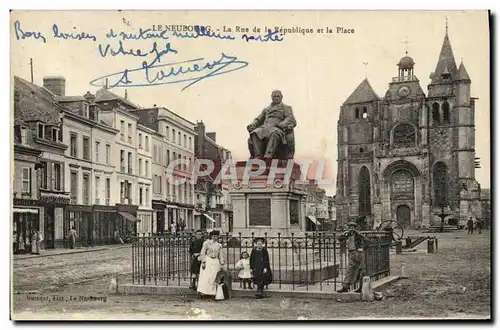 Ansichtskarte AK Le Neubourg La Rue De La Republique Et La Place